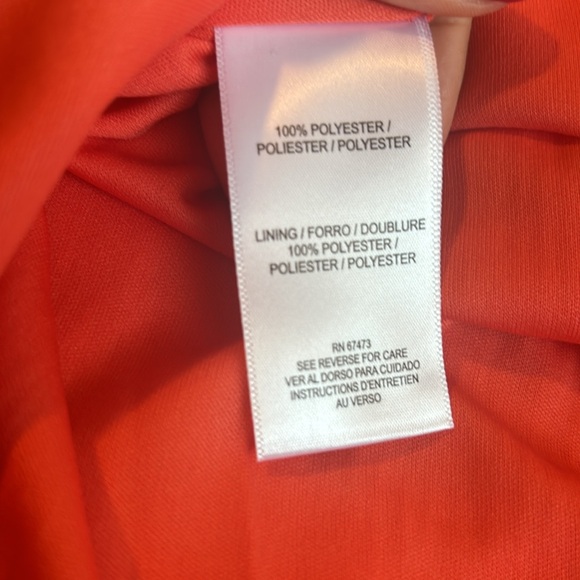 NWT Taylor Pleated Crepe Dress Size M - Picture 14 of 14